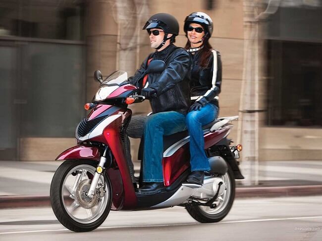 Essential Skills for Riding a Motorcycle – Tips for Safety and Efficiency