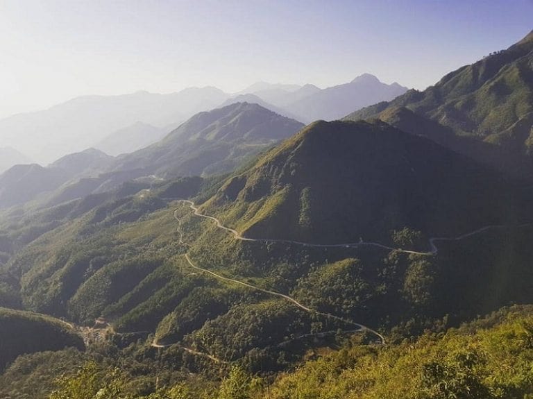 Suggestions Of 7 Most Beautiful Roads To Travel To The Northwest By Motorbike