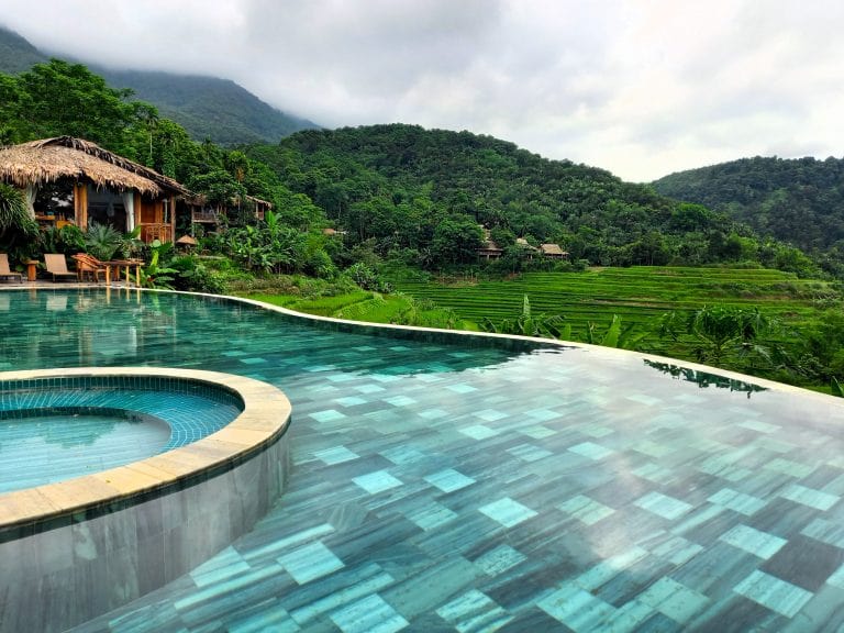 Limestone Loops | Motorbike Guide