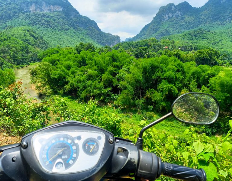 Limestone Loops | Motorbike Guide