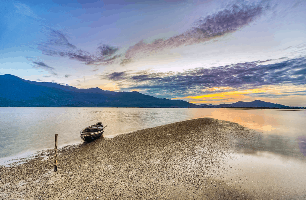 motorbike trip in Hue