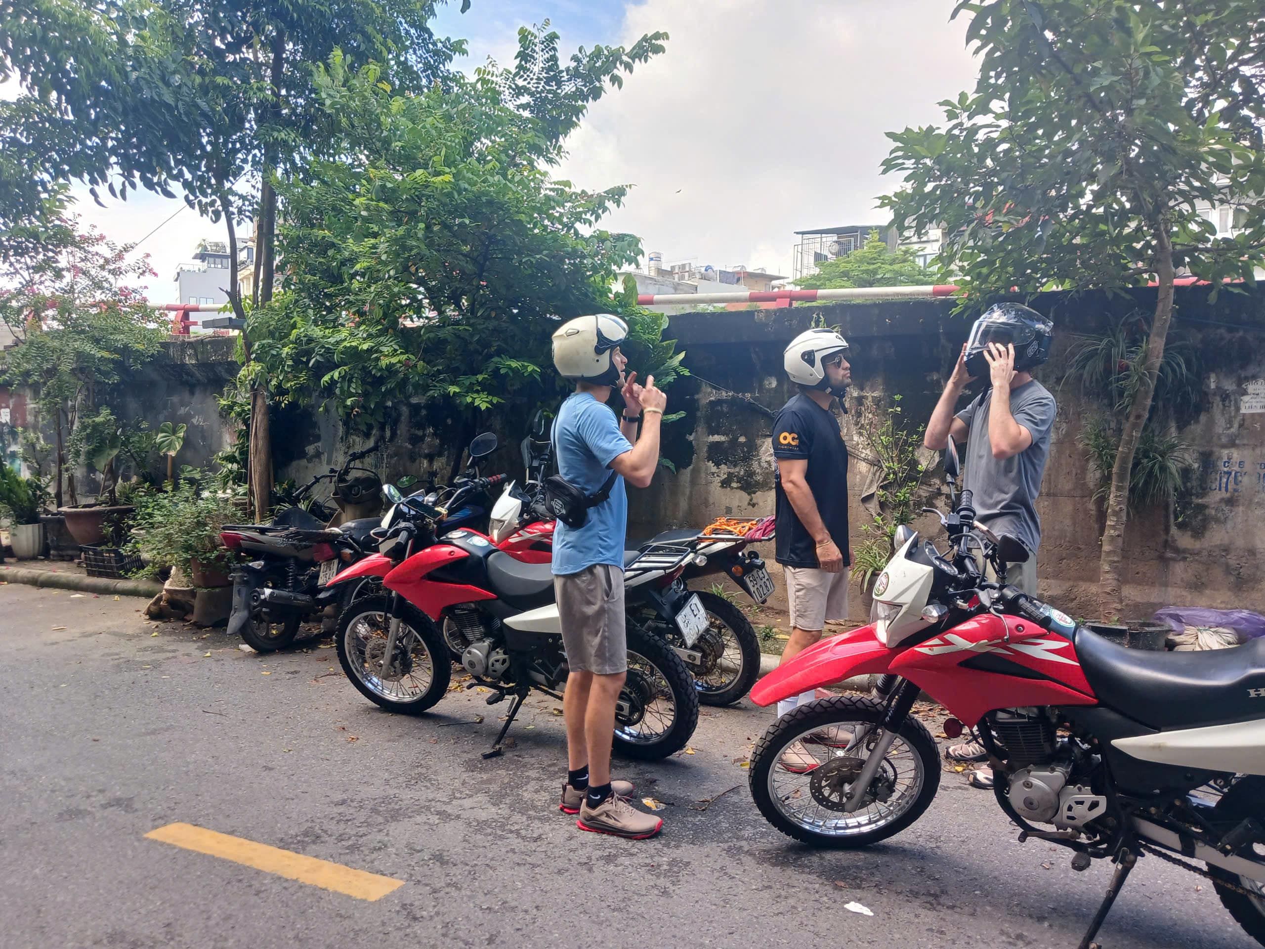Nghinh Ông Festival – Motorbike Adventure Experiencing the Vibrant Coastal Culture in Phú Yên and Khánh Hòa