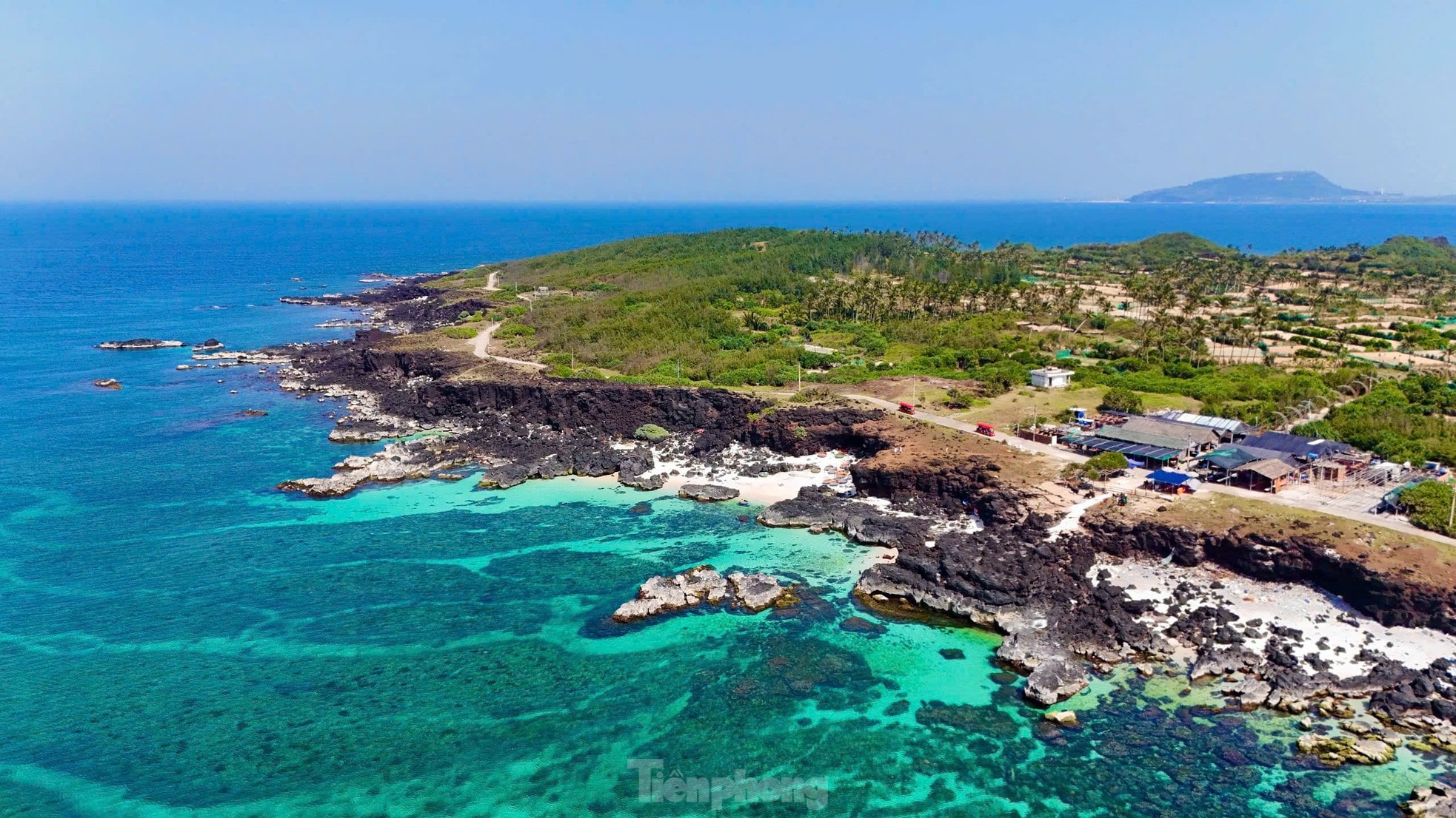 Ly Son Island – A Love Song of Turquoise Seas, Ancient Volcanoes, and the Wind of Quang Ngai