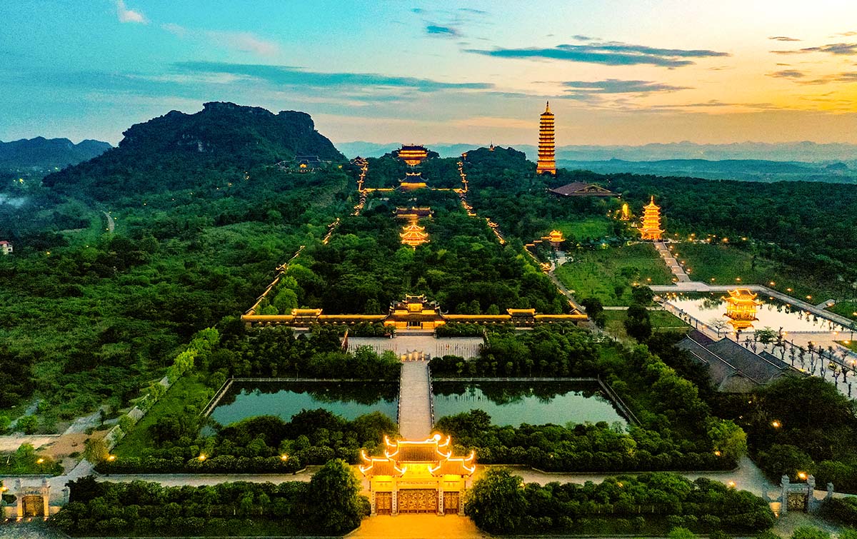 Top Most Beautiful Pagodas in Ninh Binh – A Spiritual Journey Amid the Landscapes of Trang An