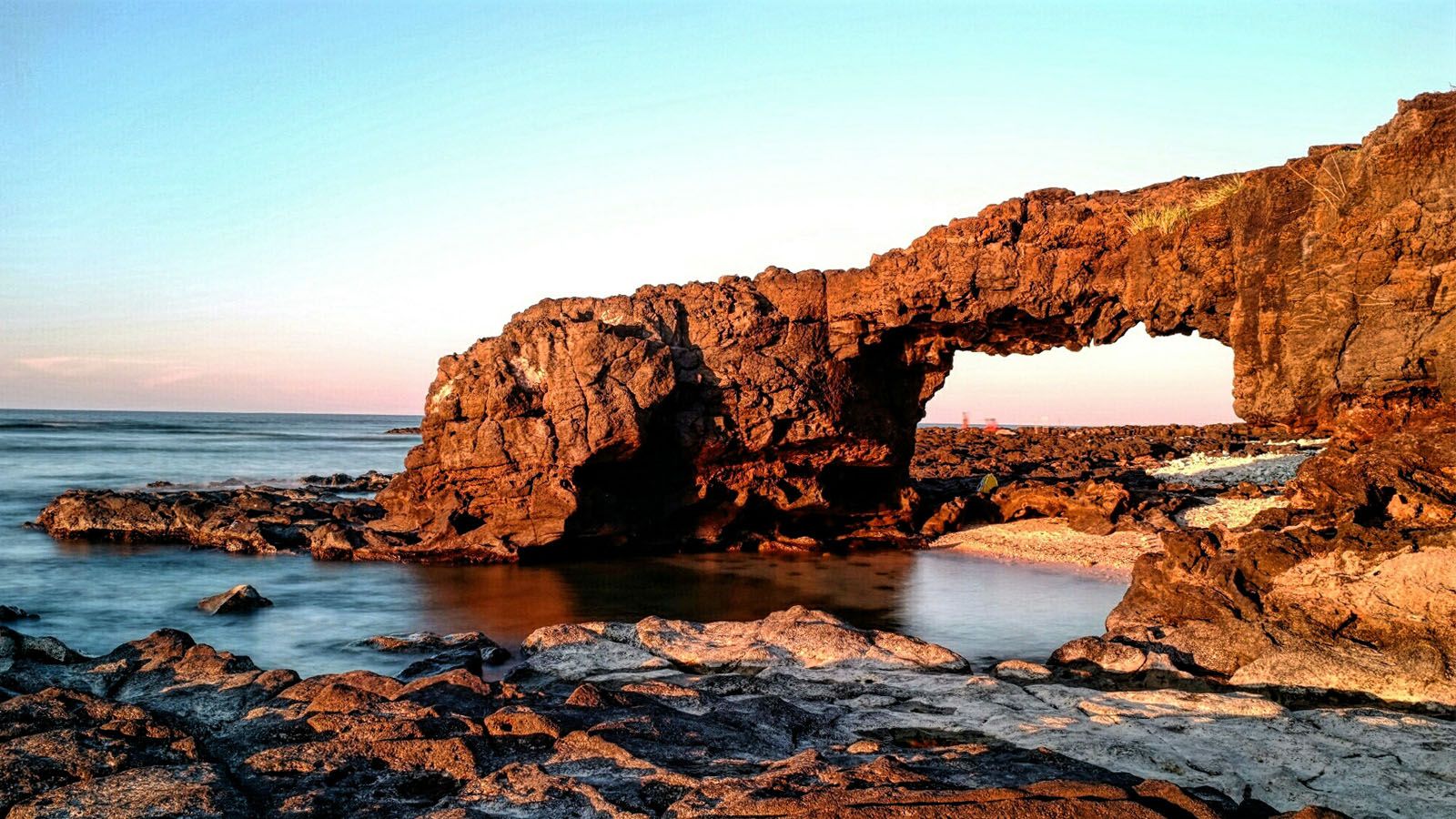 Ly Son Island – A Love Song of Turquoise Seas, Ancient Volcanoes, and the Wind of Quang Ngai